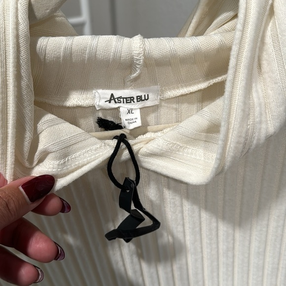 Aster Blu lightweight hoodie, block colors size XL Juniors - Picture 3 of 3